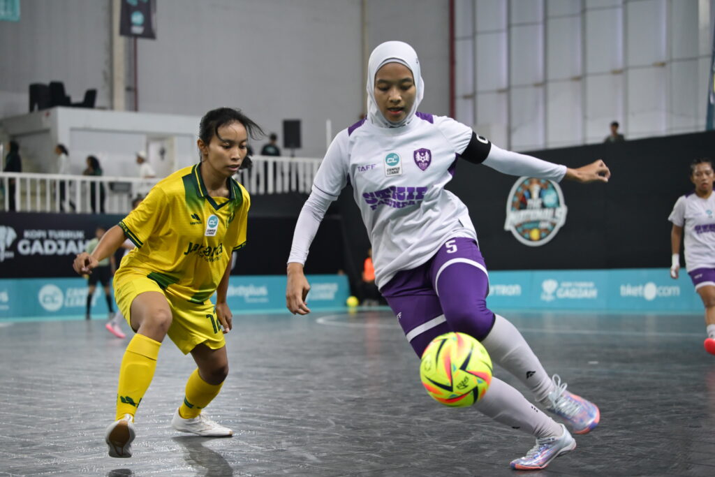 Pertandingan final putri Campus League Futsal The Nationals 2025 antara Universitas Negeri Jakarta (UNJ) melawan STKIP Pasundan Cimahi yang berlangsung di FIKK GOR Universitas Negeri Jakarta (UNJ), Minggu (7/12)